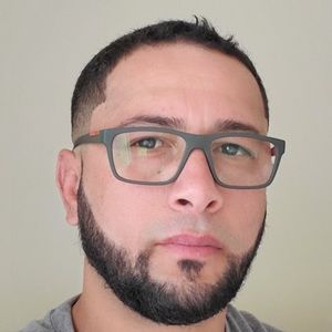 Meet your Posher, Jose